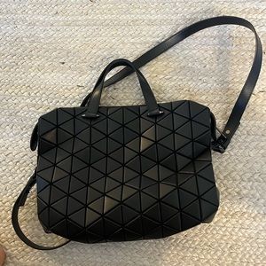 ISSEY MIYAKE BaoBao black